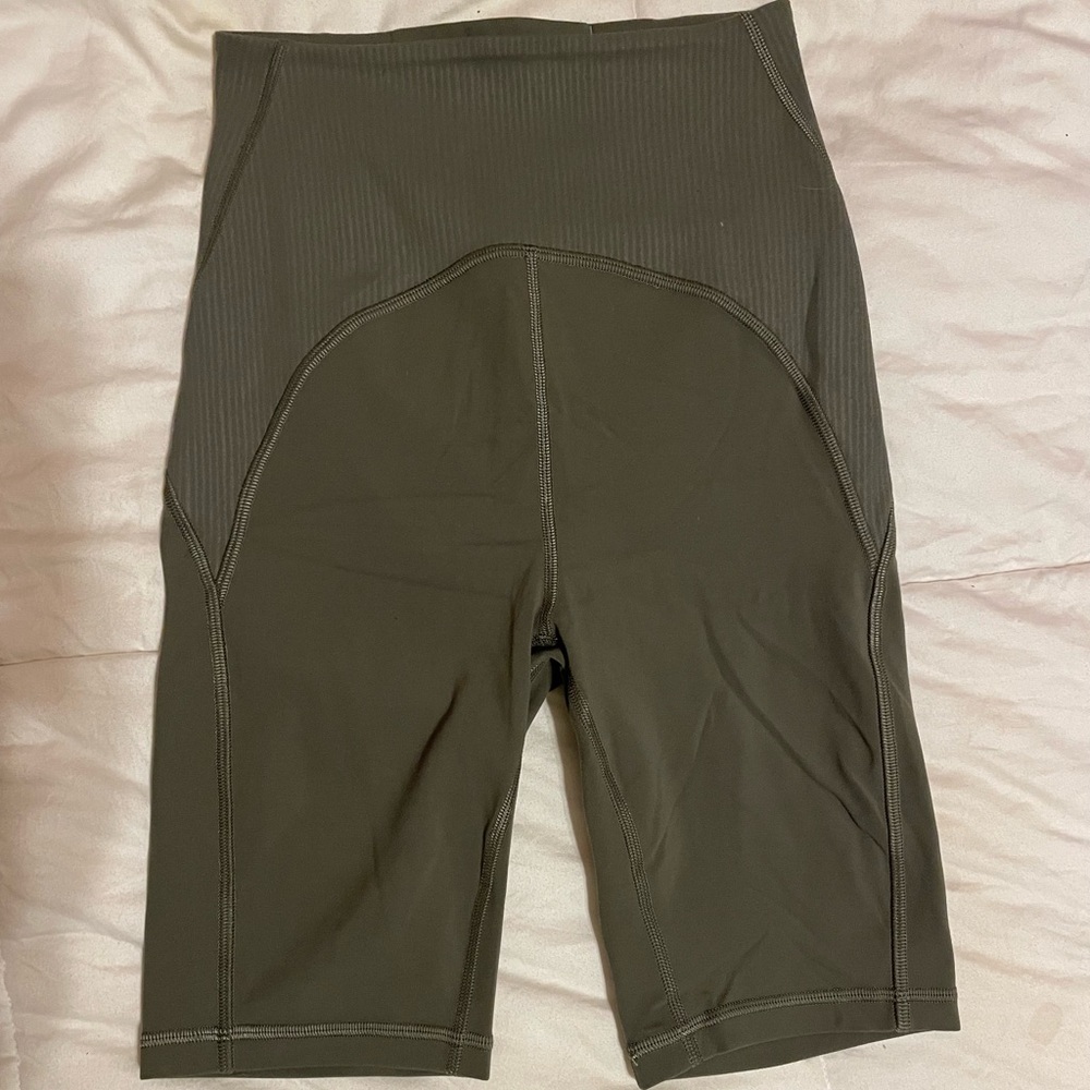 Lululemon biker shorts